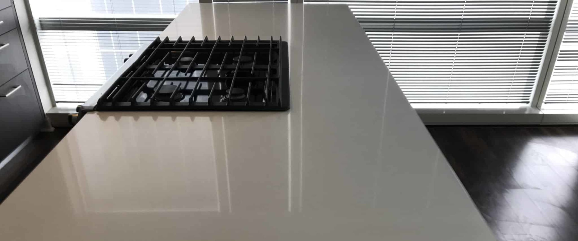Can quartz countertops stain?