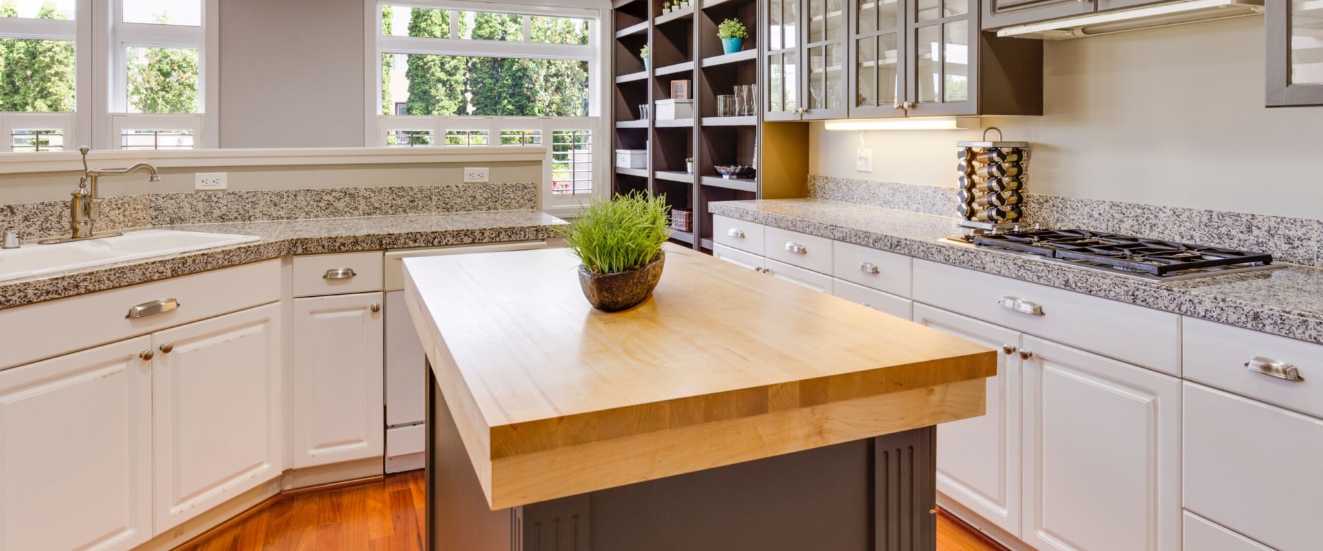 How to protect kitchen countertops?